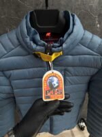 b12b72ff-9416-41dd-8056-4f98a287bc4b