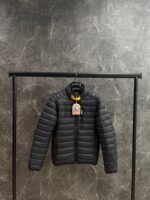 d0da579e-b48a-4b87-a49e-c5a763adf1fe