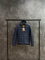 827655f9-e3a3-4067-a702-4b59f9c583a9