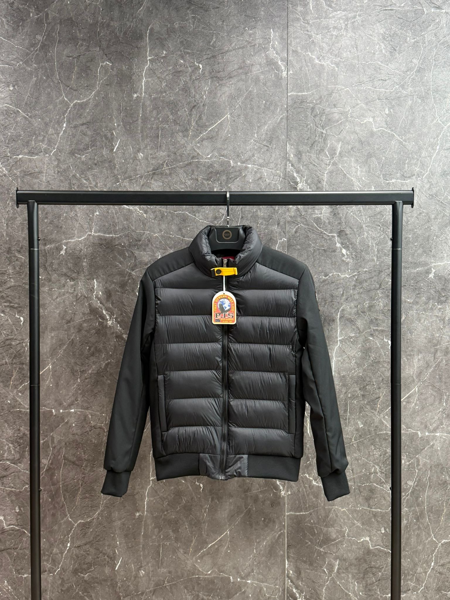 ca15f26c-4833-417d-84be-ebf2945845ab