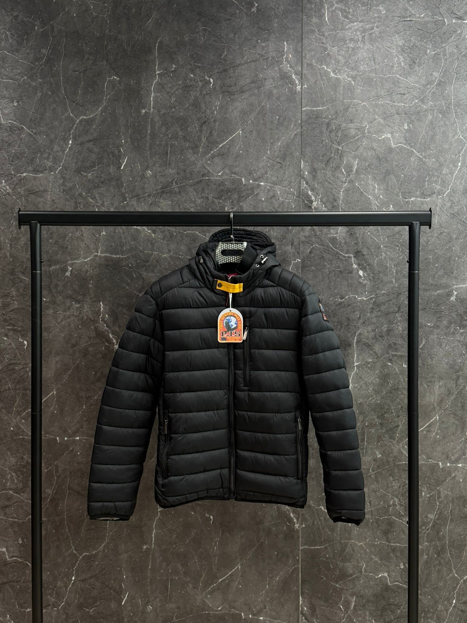 f81d7f28-14d8-47a9-a42e-f8f0243fbe21