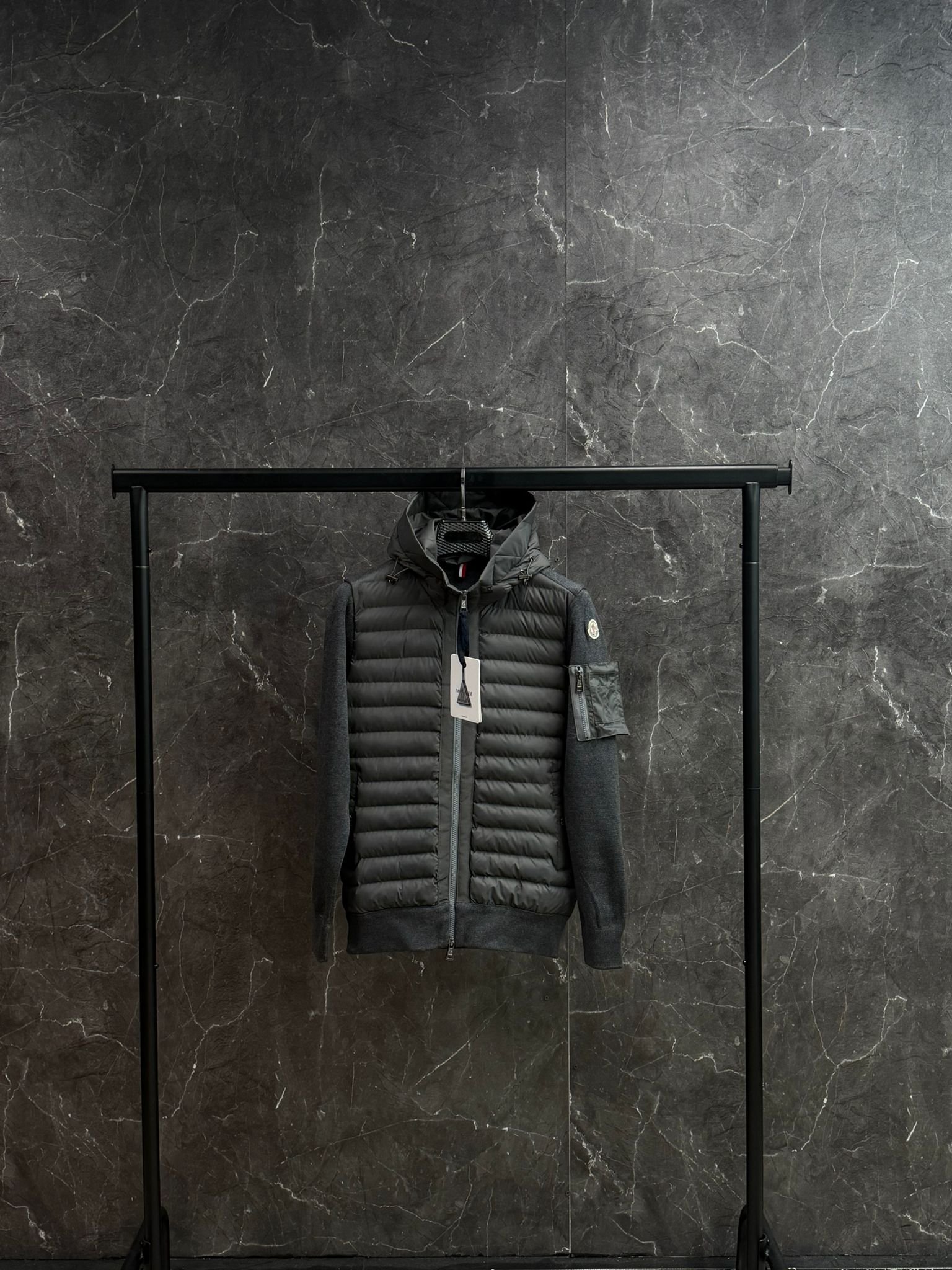 9cbddbf7-c506-4f14-a1aa-bddcb9bbb42c